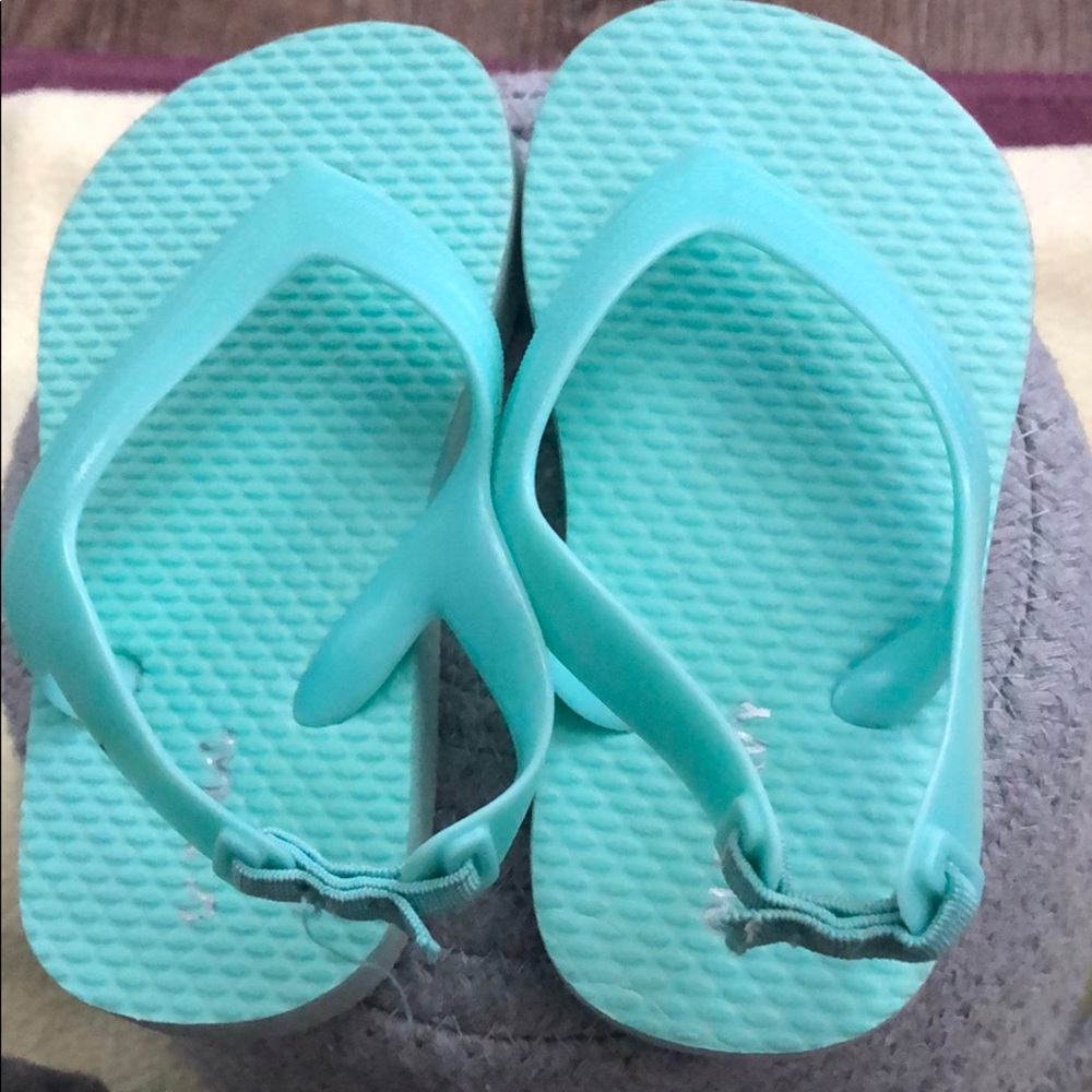 Tiffany blue flip flops